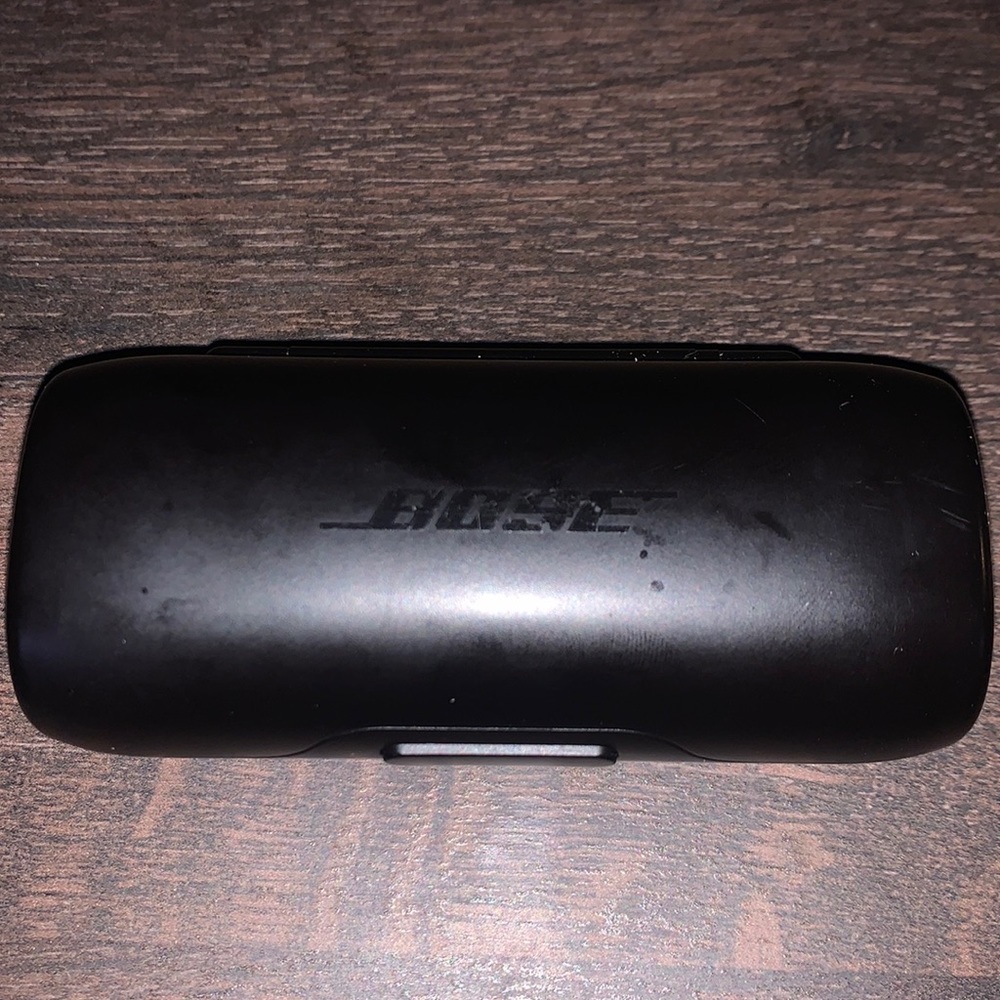 Bose wireless earbuds